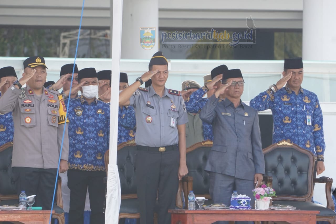 Gelar Upacara Paripurna Bulanan Pemkab Pesibar Sekaligus Peringati Hari