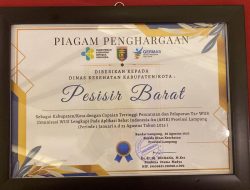 Dinas Kesehatan Pesibar Raih Tiga Penghargaan pada Rakor dan Evaluasi Pelaksanaan Deteksi Dini , Preventif dan Respon Penyakit Tingkat Provinsi Lampung