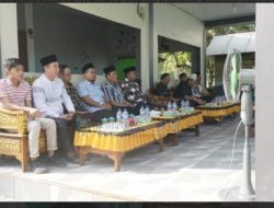 Pemkab Pesisir Barat Hadiri Tradisi Syukuran Ngumbai Lawok Labuhan Agung