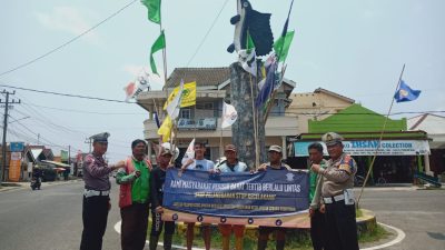 Jumat Curhat Polres Pesisir Barat Berikan edukasi Safety Riding kepada Masyarakat