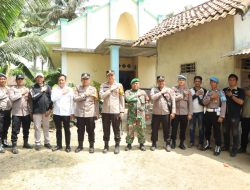 Pastikan Perayaan Natal Berjalan Lancar dan Aman Polres Pesisir Barat Melaksanakan Pengamanan di Beberapa Rumah