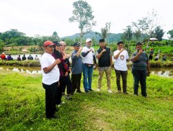 Relawan Bambang Kusmanto Gelar Mancing Bersama