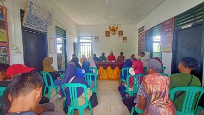 Pekon Manggarai Salurkan BLT-DD Triwulan Pertama, PJ Peratin Dadang: Manfaatkan Bantuan Sebaik Mungkin