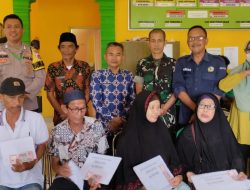 Agar Penyaluran BLT DD Tepat Sasaran, Bhabinkamtibmas Pekon Way Sindi Lakukan Pengamanan