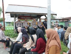 Jumat Curhat Kapolres Pesisir Barat bersama Masyarakat Kuala Stabas