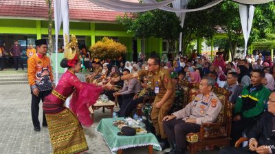 Camat Nowo Bangga SMAN 1 Way Tenong Loloskan 81 Siswa Lewat SNBP, Dua Masuk Kedokteran