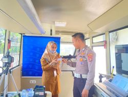 Pelayanan Perpanjangan SIM Keliling Polres Pesisir Barat