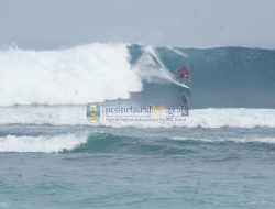 Wakil Indonesia Lidia Kato Berhasil Menembus Babak 32 Besar WSL Krui Pro QS 5000 Kabupaten Pesisir Barat