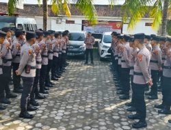 Berikan Arahan kepada 51 Bintara Remaja Baru, Kapolres Pesisir Barat Tekanan Pentingnya Disiplin, Integritas dan Dedikasi dalam Bertugas