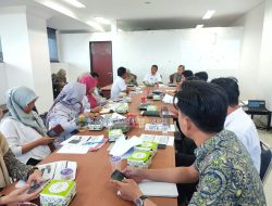 Asisten I Setdakab Pesisir Barat Pimimpin Rapat Forum Komunikasi, Monev Implementasi Pelaksanaan Program PESIAR Pesibar