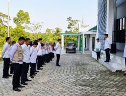 Kemenag Pesisir Barat Melaksanakan Apel Rutin Setiap Pagi