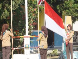 Ketua II Kwarcab Gerakan Pramuka Kabupaten Pesisir Barat Menghadiri Upacara Peringatan Hari Pramuka Ke-63 Tahun 2024