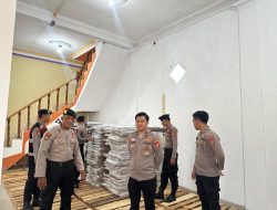 Jelang Pilkada 2024, Polres Pesisir Barat Laksanakan Pengamanan di Gudang Logistik KPUD Pesisir Barat