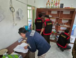 Tim Penyidik Cabjari Talang Padang Geledah Kantor Pekon Taman Sari Kecamatan Bulok Terkait Pengembangan Dugaan Korupsi DD