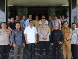 Seorang Pemuda Ditangkap dan Diserang Massa di Banjit, Kapolres Way Kanan Menengahi Para Tokoh hingga Memperoleh Perdamaian