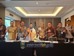 Bupati Pesisir Barat Paparkan Capaian Pemkab Pesibar di Presentasi Apresiasi Kinerja Pemerintah Daerah 2024 di Jakarta