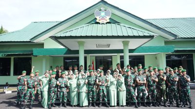 Komandan Kodim 0422/Lampung Barat Pimpin Pelepasan Dua Perwira Terbaik
