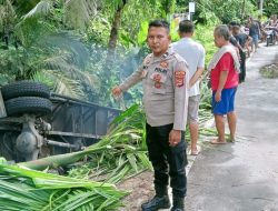 Polsek Pesisir Utara Tinjau Lokasi Laka Tunggal di Jalan Lintas Barat Pekon Kota Karang