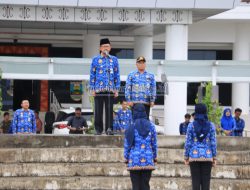  Pimpin Apel Mingguan, Bupati Pesisir Barat Tekankan Kedisiplinan dan Semangat Kerja