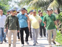 Pemkab Pesibar Pastikan Pembangunan Kantor Kelurahan Pasar Krui Dimulai 2025