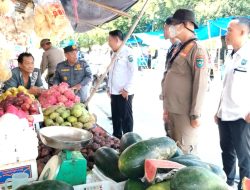 Tertibkan Kota, Satpol PP OKU Selatan Tertibkan Baleho dan PKL yang Melanggar Aturan
