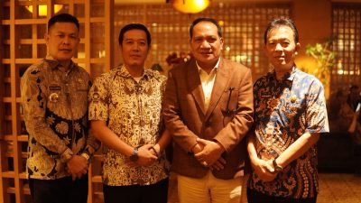 Perkuat Sinergi Pusat-Daerah, Bupati Pesibar Silaturahmi ke Anggota DPR-RI Aprozi Alam