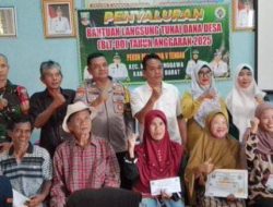 Pemdes Penggawa V Tengah Salurkan BLT-DD Tahap 1 dan 2 Tahun 2025 kepada 14 KPM