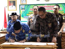 Dekatkan Akses Keadilan, Pemkab Pesisir Barat dan PN Liwa Teken MoU Ruang Sidang di Tempat
