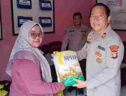 Polsek Pesisir Tengah Gelar Gerakan Pangan Murah, Warga Antusias Memenuhi Kebutuhan Pokok