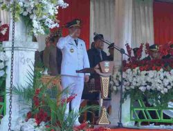 Pemkab Pesibar Sukses Gelar Upacara Peringatan HUT RI ke-80 di Labuhan Jukung