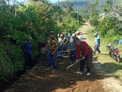 Gotong Royong di Tapak Siring: Warga Bersatu Bersihkan Lingkungan dan Perbaiki Infrastruktur
