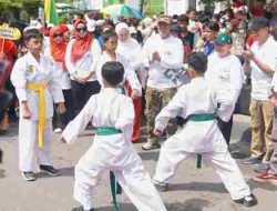 Bupati Dedi Irawan Apresiasi Antusiasme Warga dalam Karnaval Budaya HUT RI ke-80