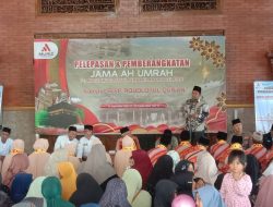 Wakili Bupati, Kabag Kesra OKU Selatan Hadiri Pelepasan 67 Jemaah Umroh PT MURIZ dan Ponpes Roudlotul Qur’an