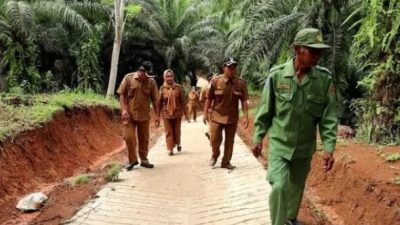 Akses Jalan Mulus, Warga Pekon Pagar Bukit Kini Lebih Mudah Angkut Hasil Panen