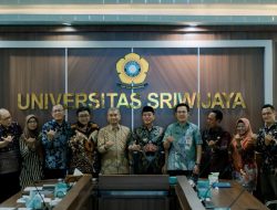 Pemkab Pesisir Barat Perkuat Layanan Kesehatan, Teken MoU Pemenuhan Dokter Spesialis dengan Unsri