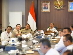 Menteri Kelautan dan Perikanan Instruksikan Pemkab Pesisir Barat Usulkan Pembangunan Kampung Nelayan Merah Putih dan Kampung Budidaya Merah Putih