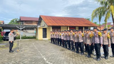 Wakapolres Pesisir Barat Berikan Arahan kepada Bhabinkamtibmas Polsek Jajaran