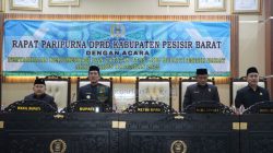 Paripurna DPRD Pesisir Barat, Bupati Dedi Irawan Sampaikan Catatan dan Rekomendasi LKPJ 2025