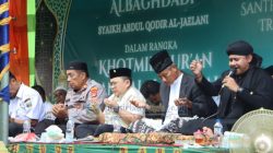Wakil Bupati Pesisir Barat Hadiri Pengajian Manaqib, Perkuat Ukhuwah dan Syiar Al-Qur’an di Pesisir Utara